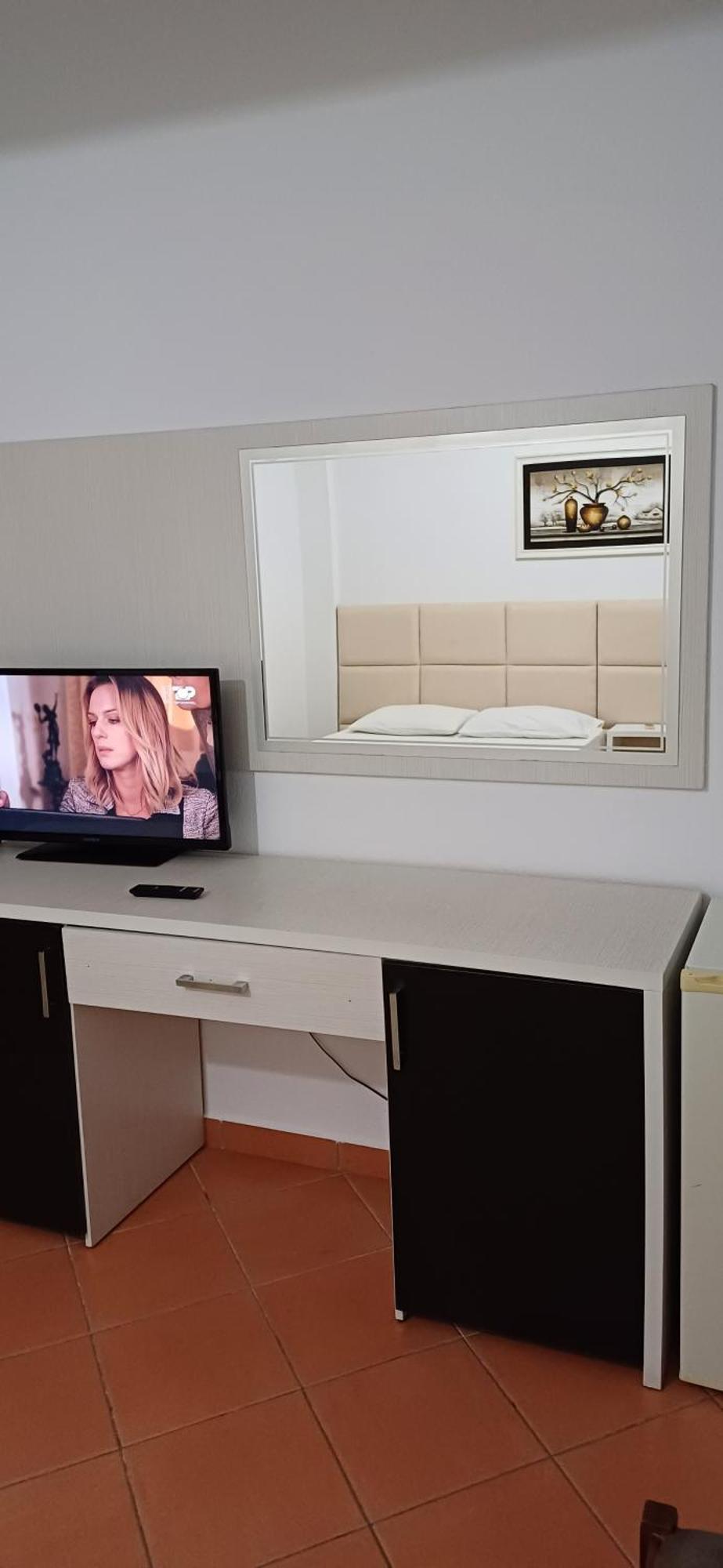 Hotel Lepenica Radhimë Quarto foto